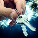 заговор на продажу так же дает сильный эффект. 