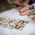 Узнать кто навел порчу.